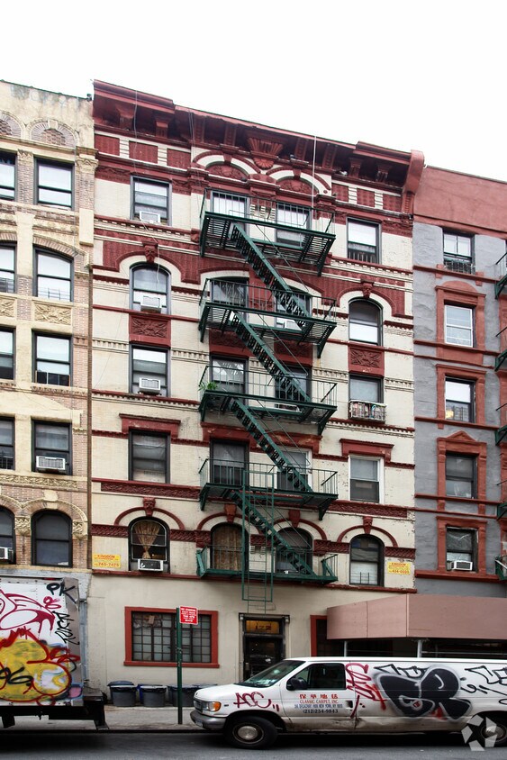 Foto principal - 172 Henry St