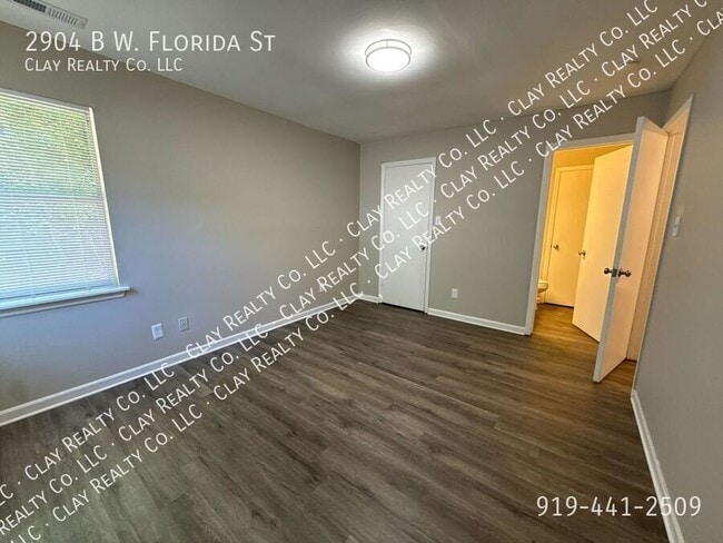 Building Photo - 2904 W Florida St