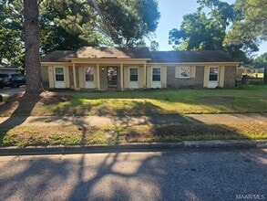 Building Photo - 4327 Lawnwood Dr