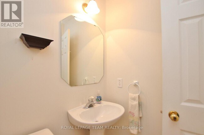 Building Photo - 48 Highmont Ct