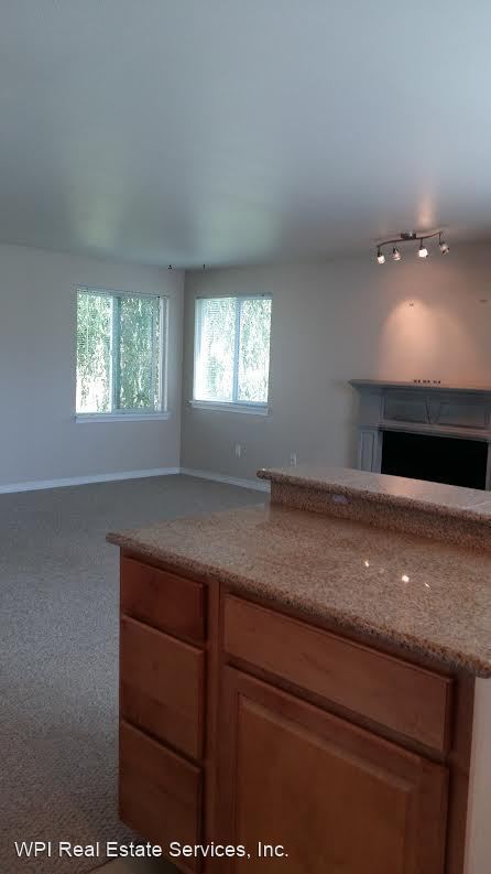 Building Photo - 1 br, 1 bath House - 20322 Bothell Everett...