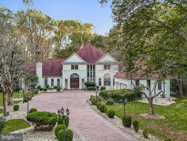 Foto del edificio - 1 Lake Potomac Ct