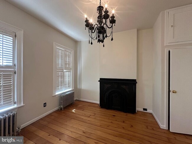 Building Photo - 52 Bayard St