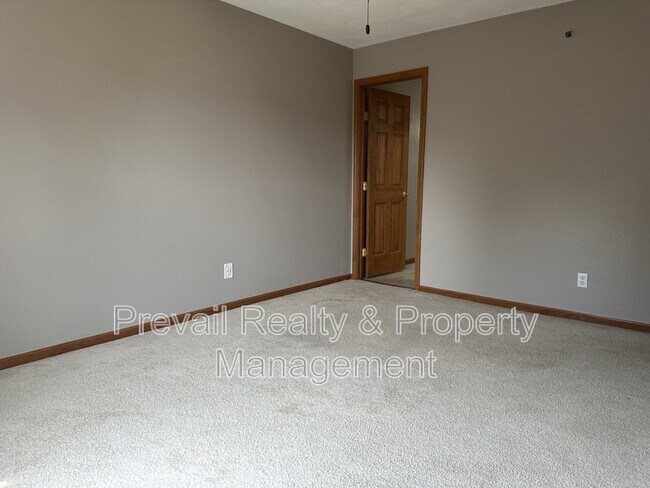 Foto del edificio - 10190 Monarch Rd