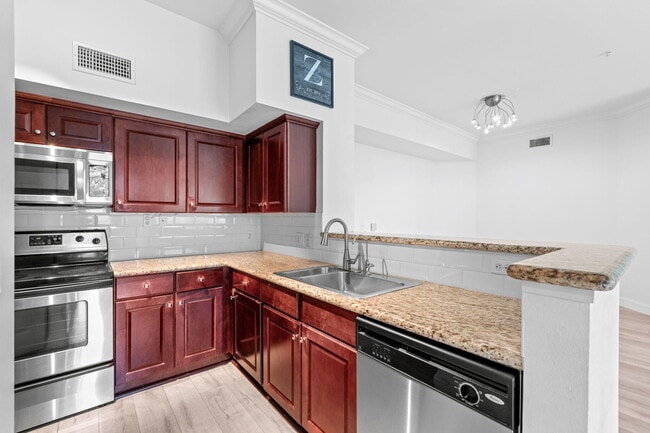 Foto del edificio - 11770 St Andrews Place