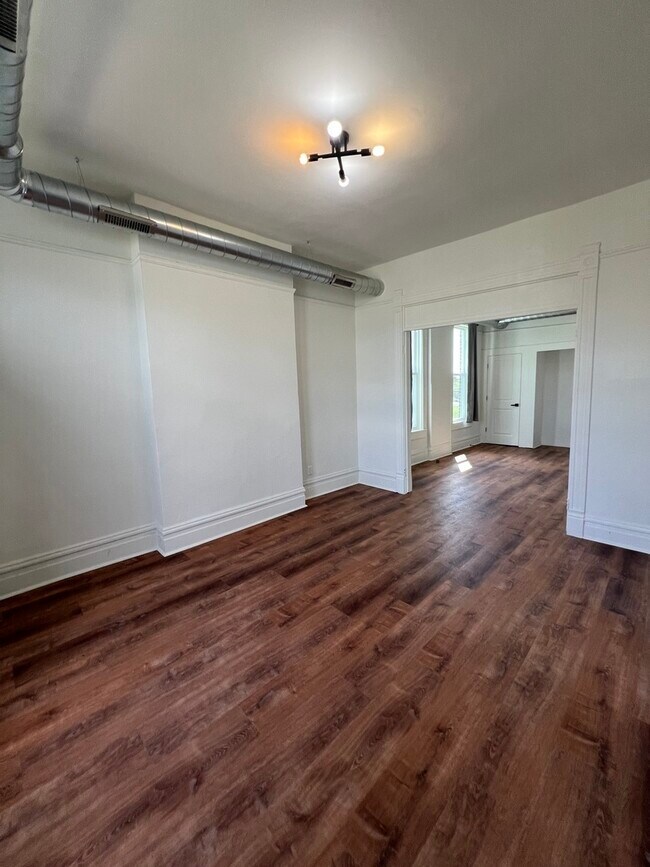Foto del edificio - 5032 S Prairie Ave