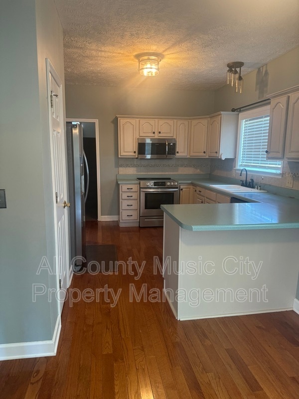 Building Photo - 815 Balleycastle Dr