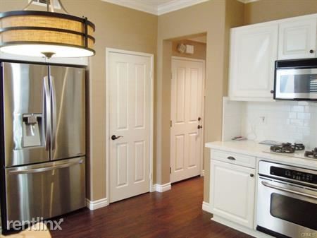 Primary Photo - 3 br, 2 bath House - 66 Avondale