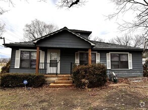 Building Photo - 1930 S Austin Ave