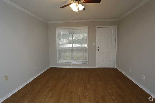 Living Room - Clearview Apartments