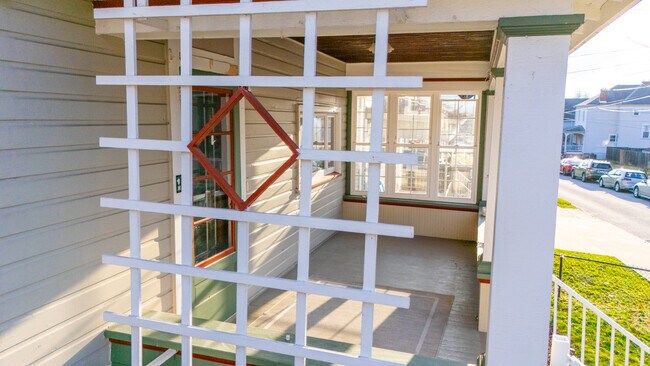 Foto del edificio - 163 S Park St