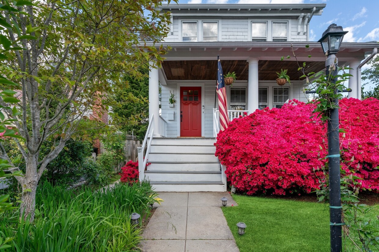 117 Frank Ave, Mamaroneck, NY 10543 House Rental in Mamaroneck, NY