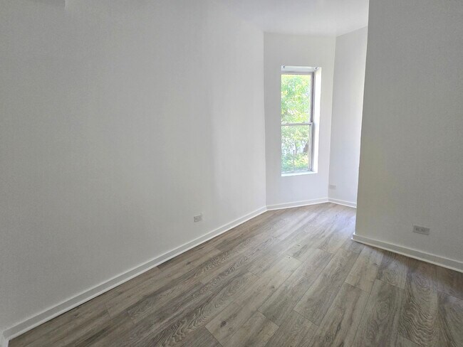 Foto del edificio - 1311 S Avers Ave