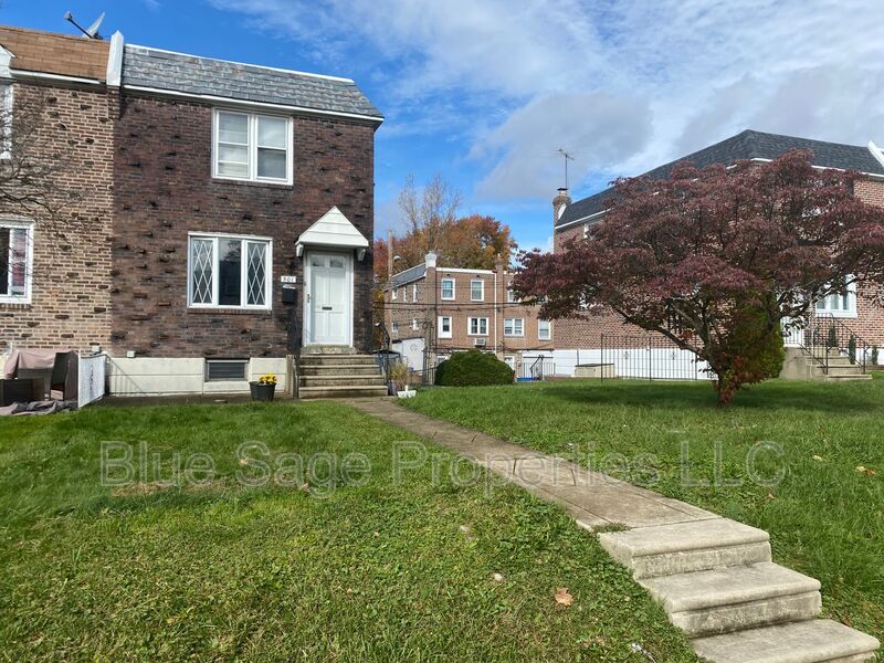 Primary Photo - 501 Pine St