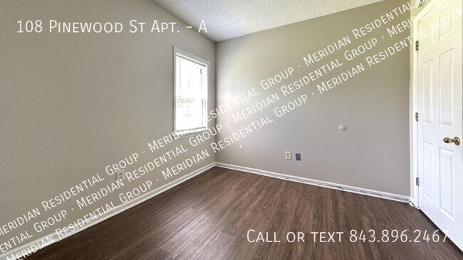 Foto del edificio - 108 Pinewood St