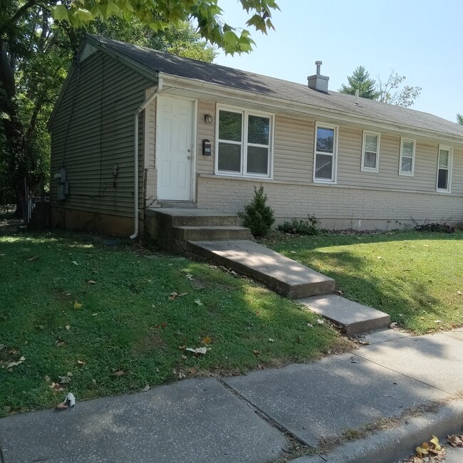 Building Photo - 309 Perry St