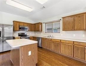 Foto del edificio - 524 Cedar Branch Dr