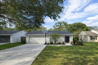 Building Photo - 1250 Spinnaker Dr