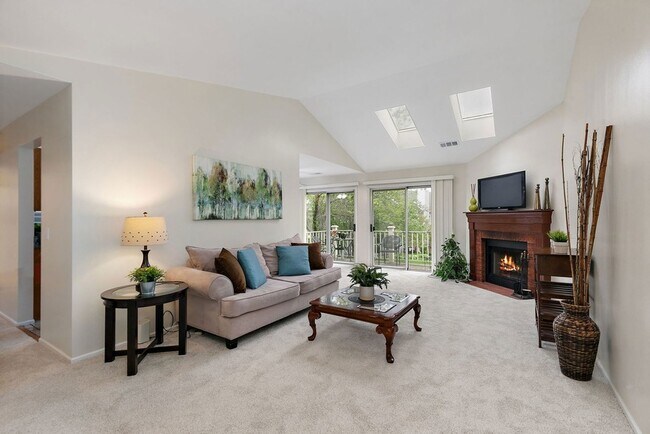 Foto del edificio - 2838 Meadow Ln