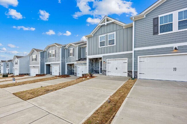 Foto del edificio - 5253 Brailey Cir