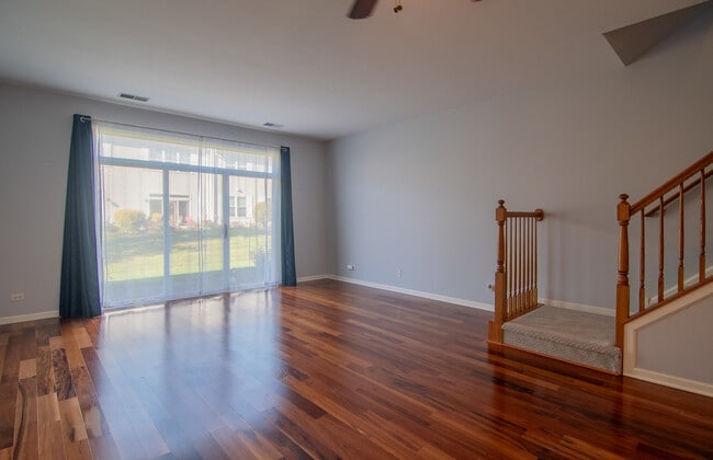Foto del edificio - 2486 Golf Ridge Cir