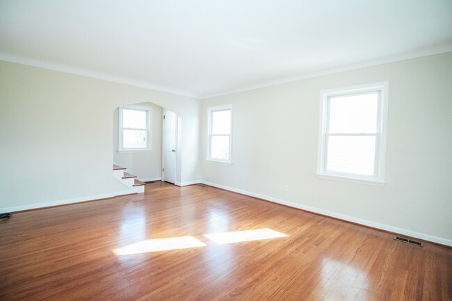 Foto del edificio - 4132 Berwick Ave