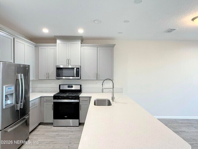 Foto del edificio - 247 Pine Bluff Dr