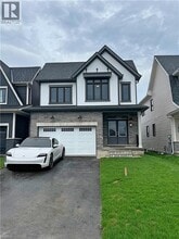 Building Photo - 66 Aviron Cres