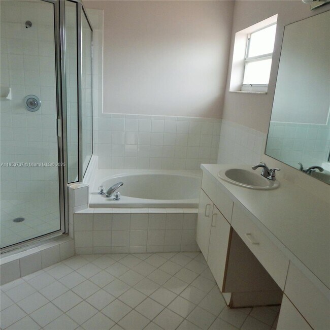 Foto del edificio - 11248 NW 51st Terrace