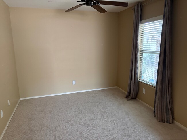 Foto del edificio - 18338 El Buho Pequeno