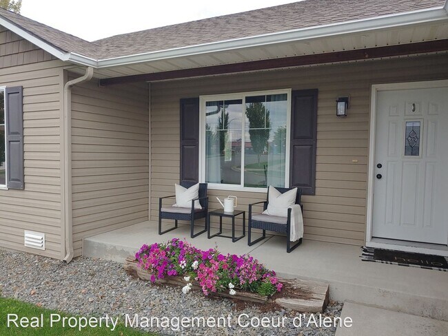 Building Photo - 3 br, 2 bath House - 6719 W Rambo St.