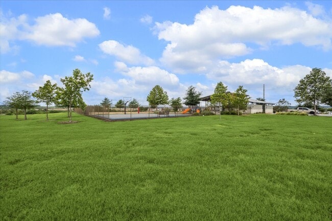 Building Photo - 1044 Esplanade Pkwy