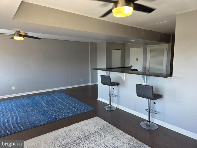 Foto del edificio - 5340 Holmes Run Pkwy