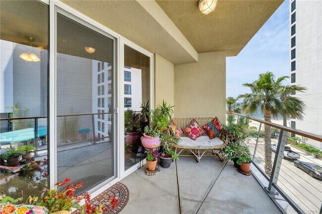 Foto del edificio - 1400 E Ocean Blvd