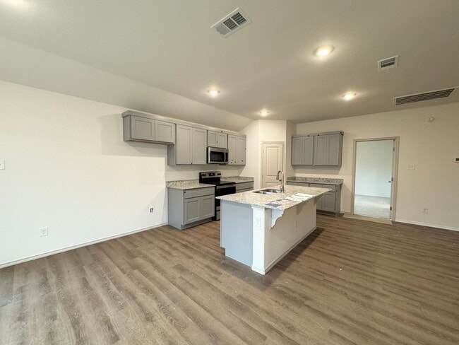 Building Photo - New Construction 3 bedroom In Midland/Gree...