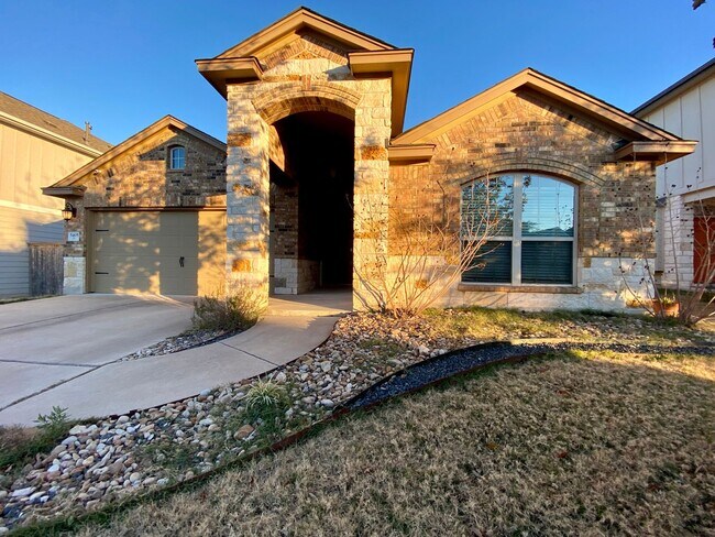 Building Photo - Stunning 3 bed room 2 bathroom in South Ea...