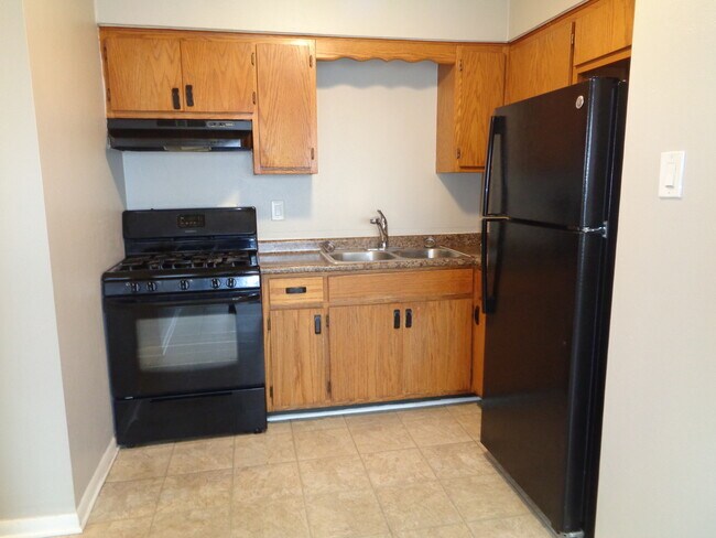 Foto del edificio - 8631 S 82nd Ave