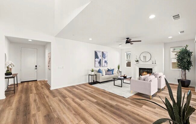 Foto del edificio - 32448 Toyon Rd