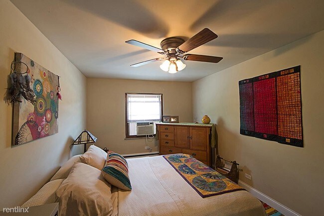 Building Photo - 1 br, 1 bath Apartment - Wheaton Place