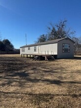 Building Photo - 8501 E State Hwy 29