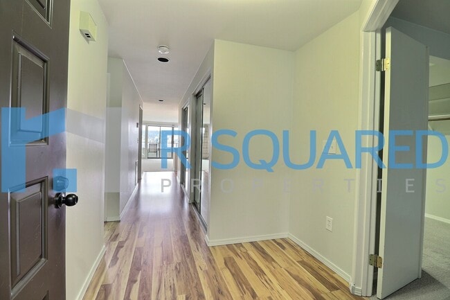 Foto del edificio - 16925 Inglewood Rd NE