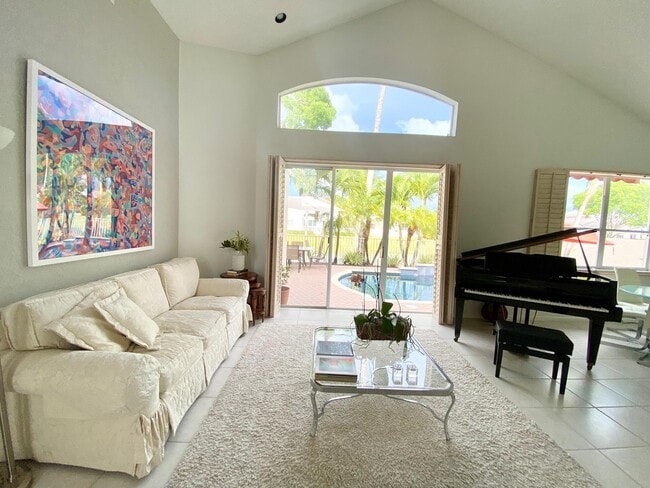 Building Photo - 7877 Travelers Tree Dr