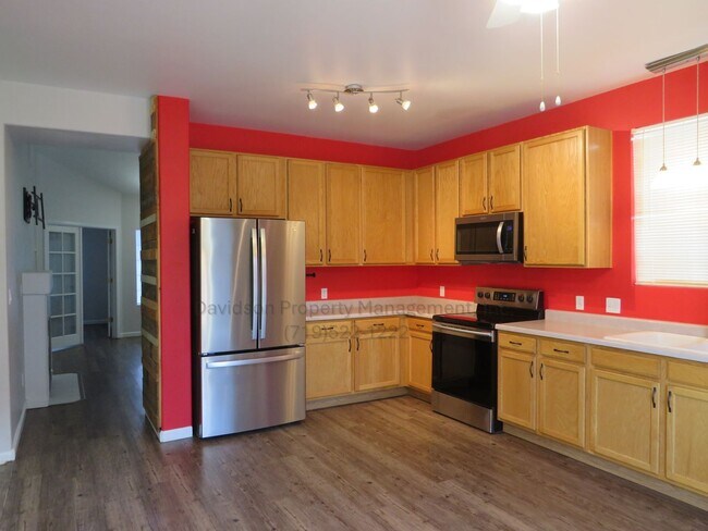 Foto del edificio - 4406 E Anvil Dr