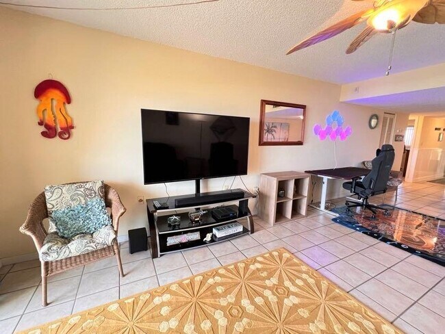 Foto del edificio - 3060 N Atlantic Ave