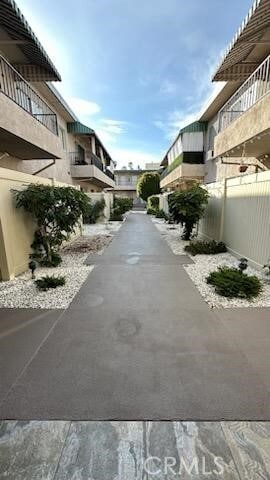 Foto del edificio - 4533 Colbath Ave
