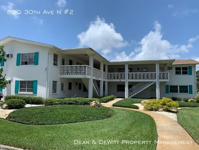 Building Photo - 800 30th Ave N