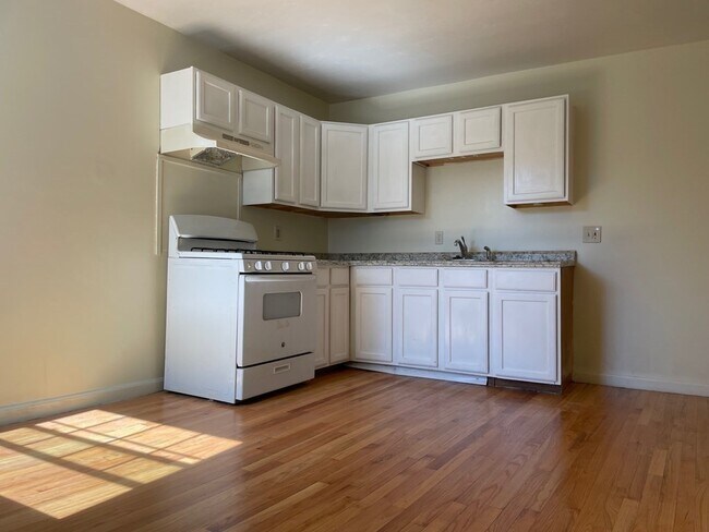 Foto del edificio - 714 Shawmut Ave