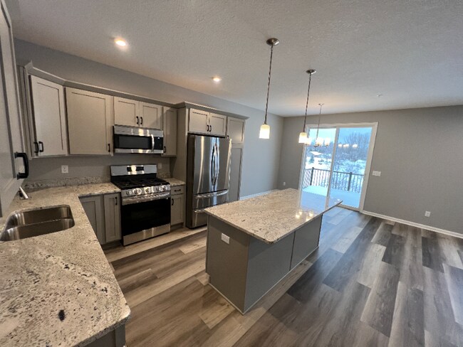 Building Photo - 14823 Willemite St NW