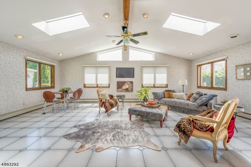 Foto principal - 408 Cranford Ave