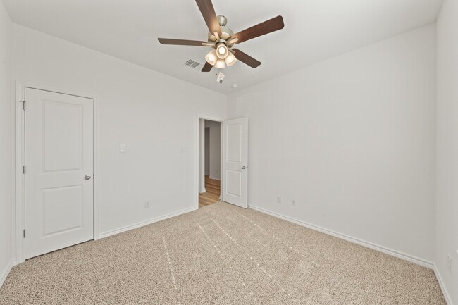 Building Photo - 7228 Caladium Dr